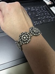 Gunmetal Filigree Rhinestone Floral Medallion Stretch Bracelet Vintage Style