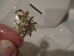 AVON Goldtone Lobster-Claw Connecter Charms SUN Charm 3/4″W Sealed in Package