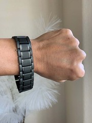 Giant Magnetic Bracelet 60 magnets Men Women Renew Energy Balance Power Joy RX