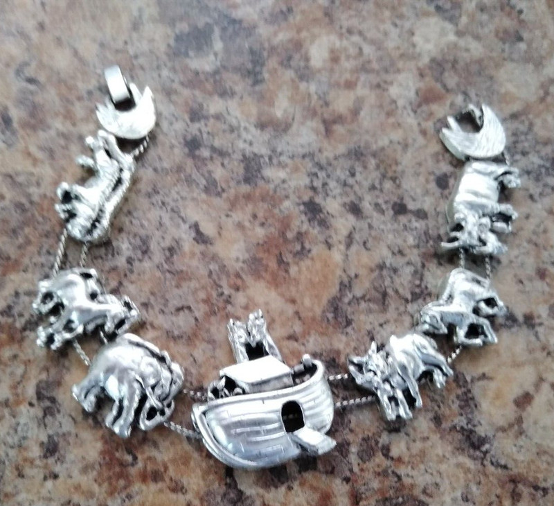 Vintage 1970's Yechang Silver Tone 8" Noah's Ark Charms Slide Bracelet gallery