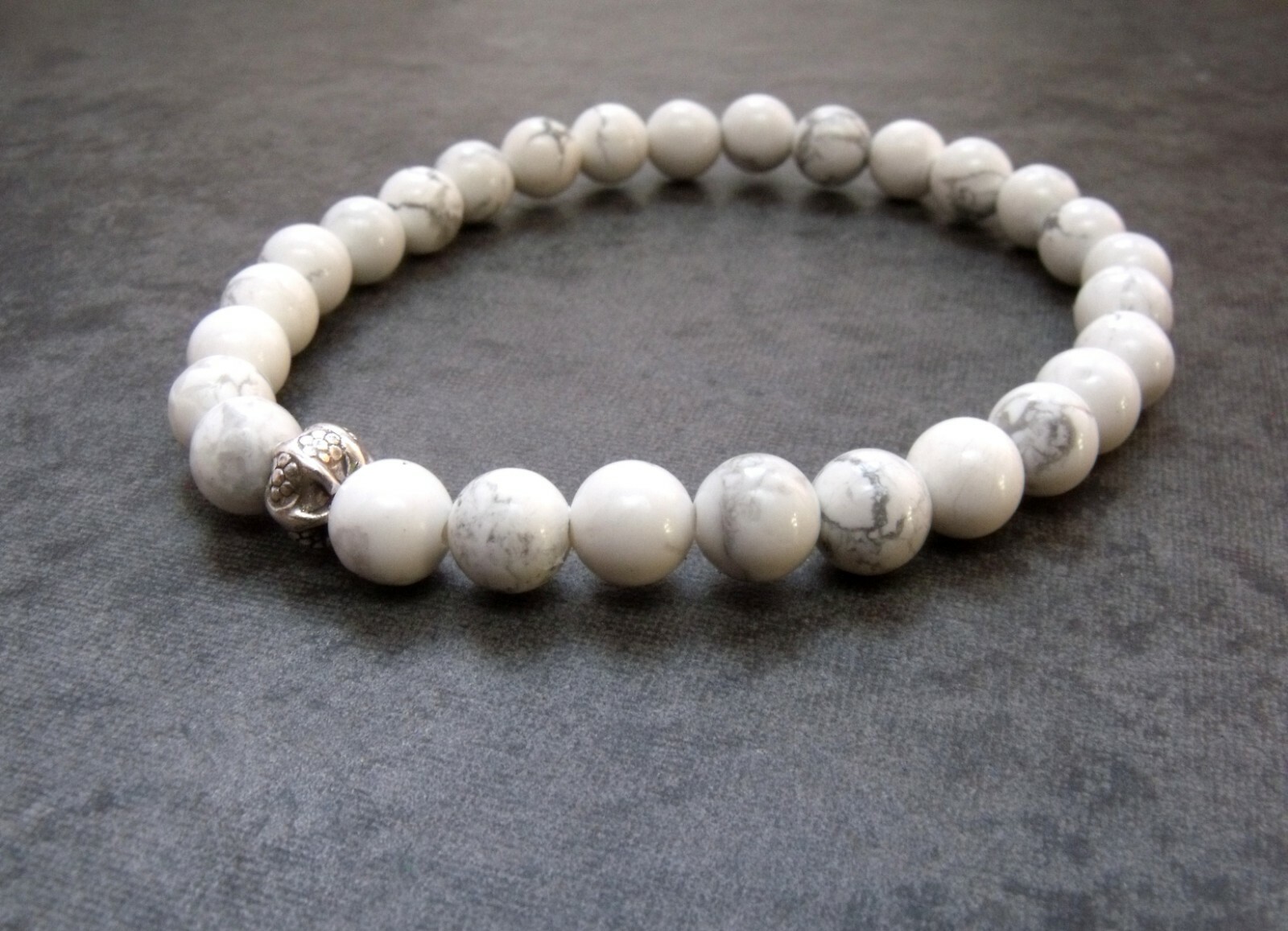 WHITE HOWLITE AND HILL TRIBE SILVER BEAD STRETCH BRACELET 8 ins -FREE POSTAGE gallery