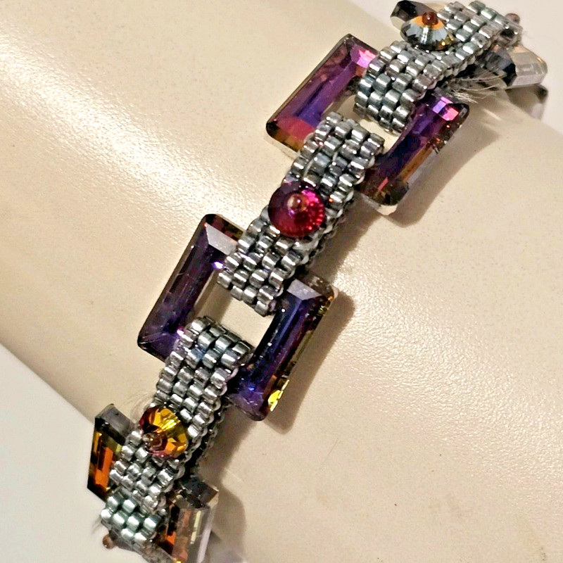 Color Changing Open Square Crystal Links & Seed Bead Bracelet 7in Futuristic Mod gallery