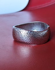 Premier Designs Silver Tone Hammered Wavy Hinged Cuff Bracelet Bangle
